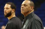 lionel4 hollins deron williams